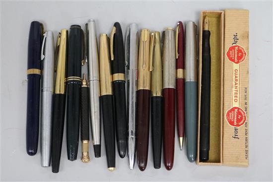 A quantity of mixed fountain pens